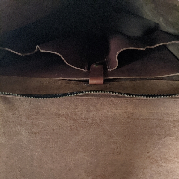 Genuine Leather Portfolio / Laptop / Messenger Bag - Picture 7 of 14